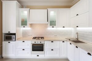 best paint for kitchen cabinets white