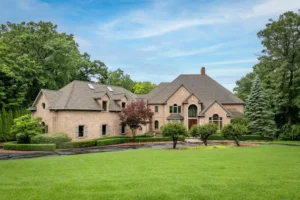 houses for sale milford mi